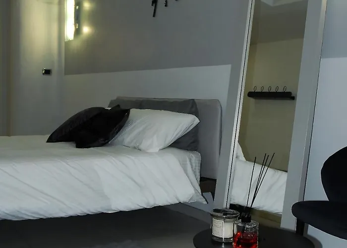 Publiohouse23 3* סולמונה